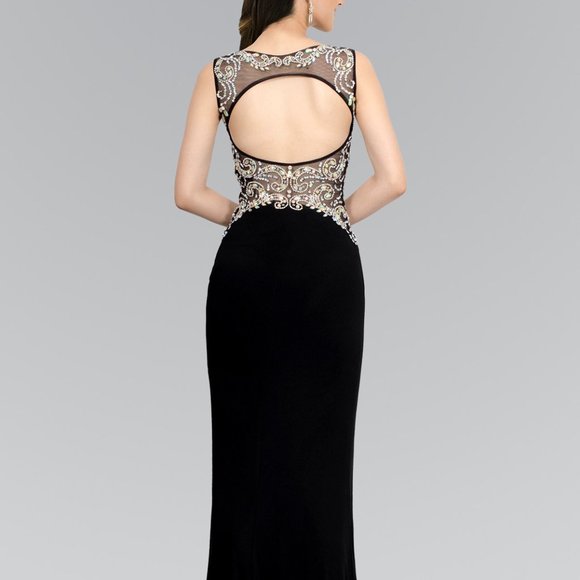 V-Neckline Sequined Sheath Prom Dress GSGL2128 - Picture 7 of 7